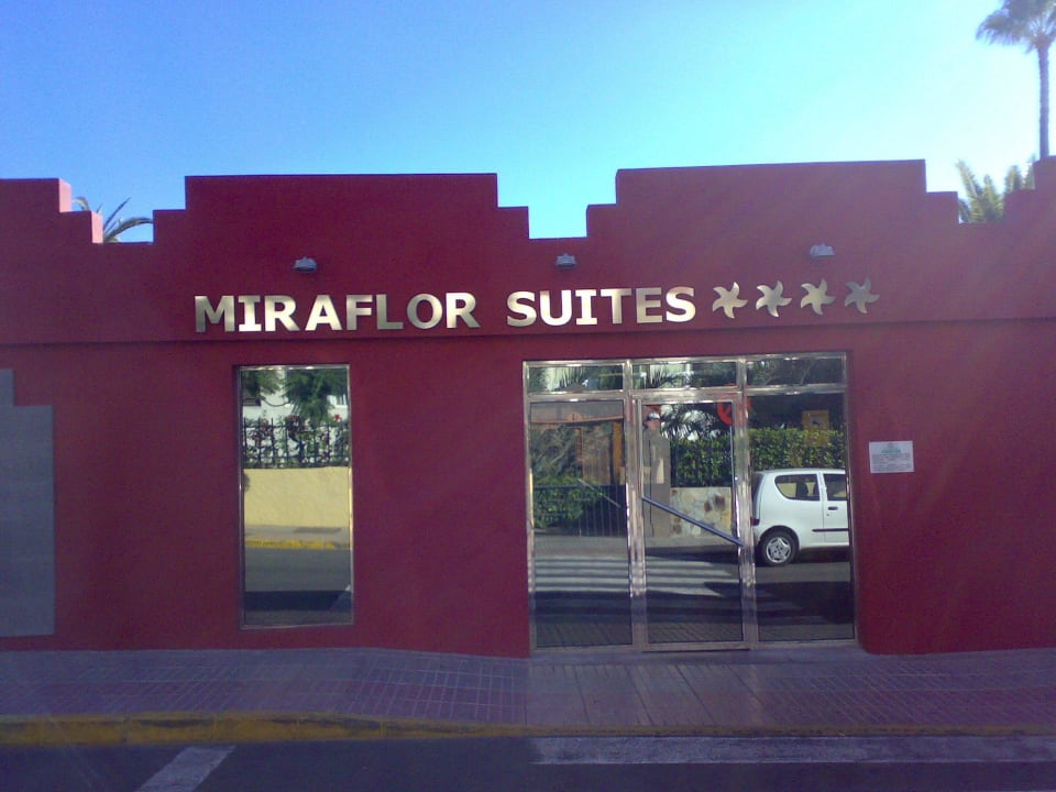 Außenansicht HL Miraflor Suites Hotel