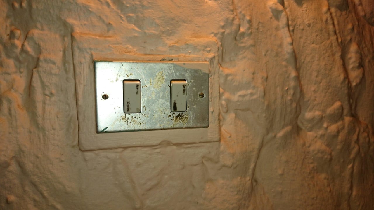 Verdreckte Lichtschalter Giftun Azur Resort