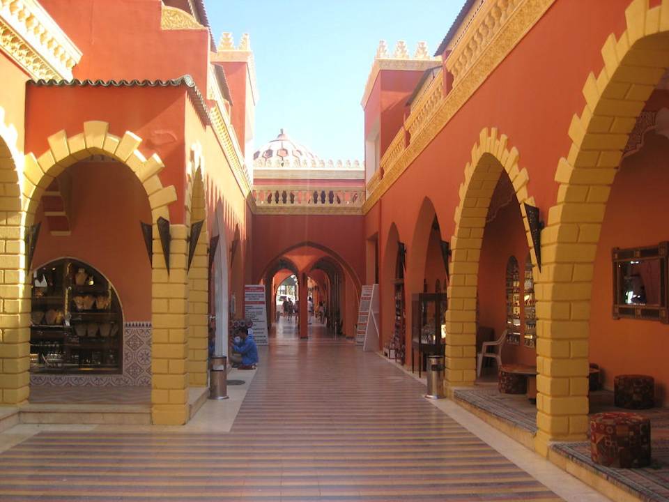 Einkaufsstrasse Pickalbatros Alf Leila Wa Leila Resort - Neverland Hurghada