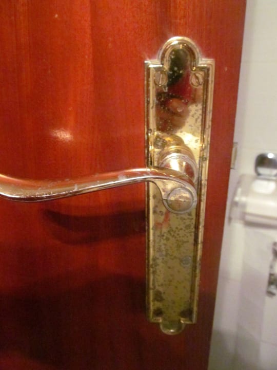 Tür zum Badezimmer  ALEGRIA Maripins