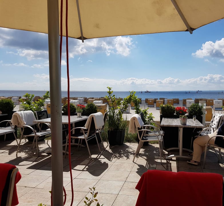 Terrasse Ausblick Strandhotel Grömitz