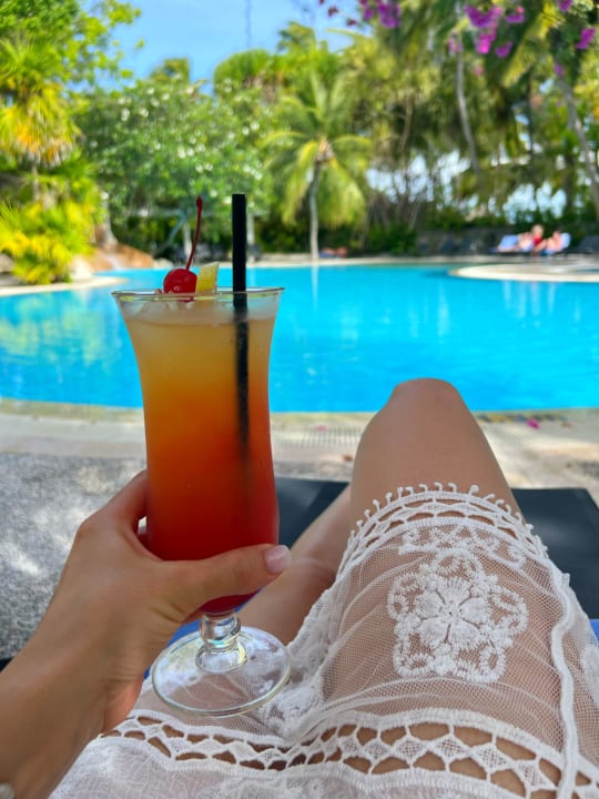 Pool Kuramathi Maldives