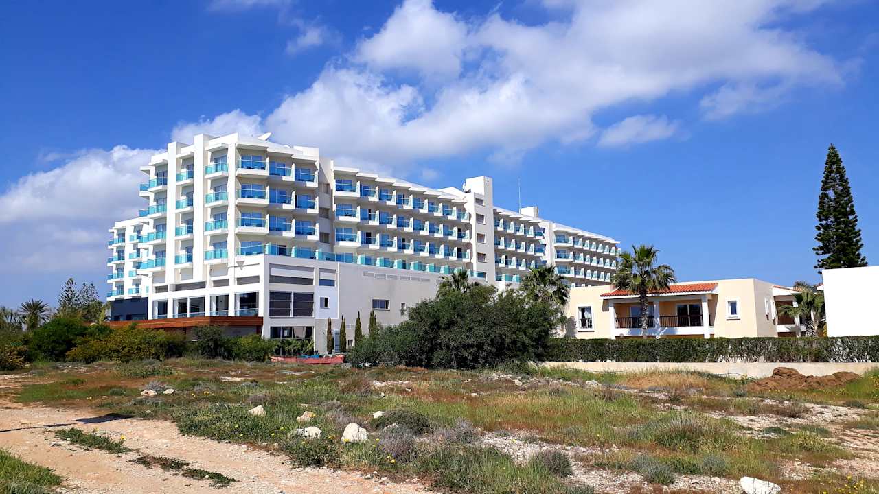 Außenansicht NissiBlu Beach Resort