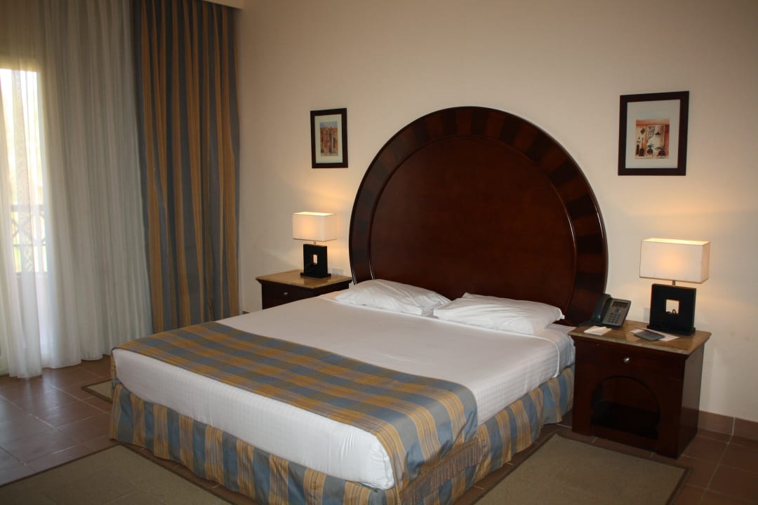 Blick von der Tür ins Zimmer Stella Beach Resort & Spa Makadi Bay