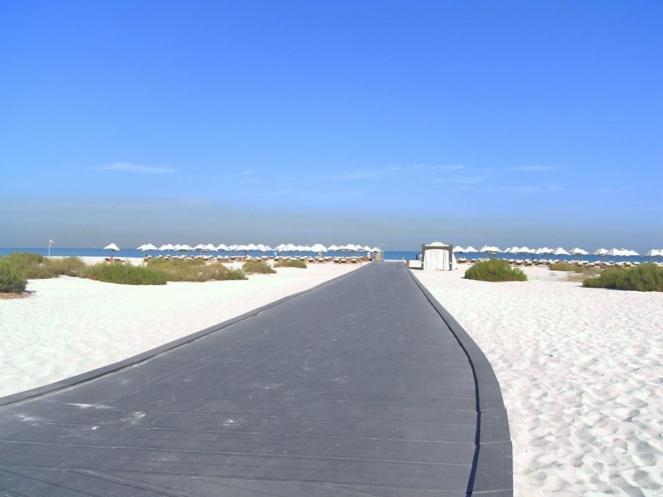 Wow ! mega stark Park Hyatt Abu Dhabi Hotel and Villas