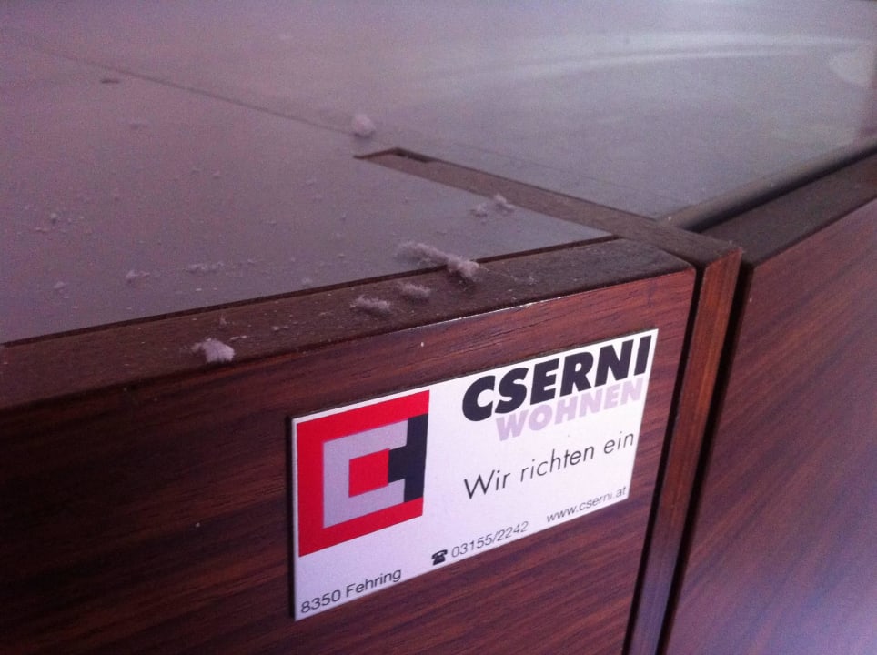 Schlafzimmer Kasten All In Red Thermenhotel