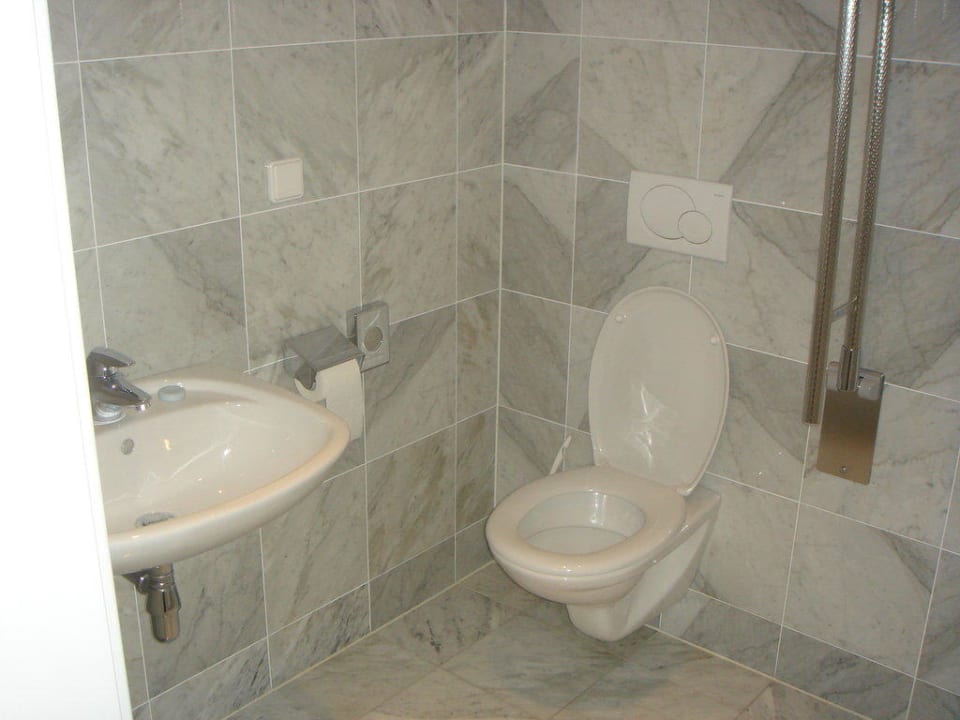 WC Hotel Garni Samonig