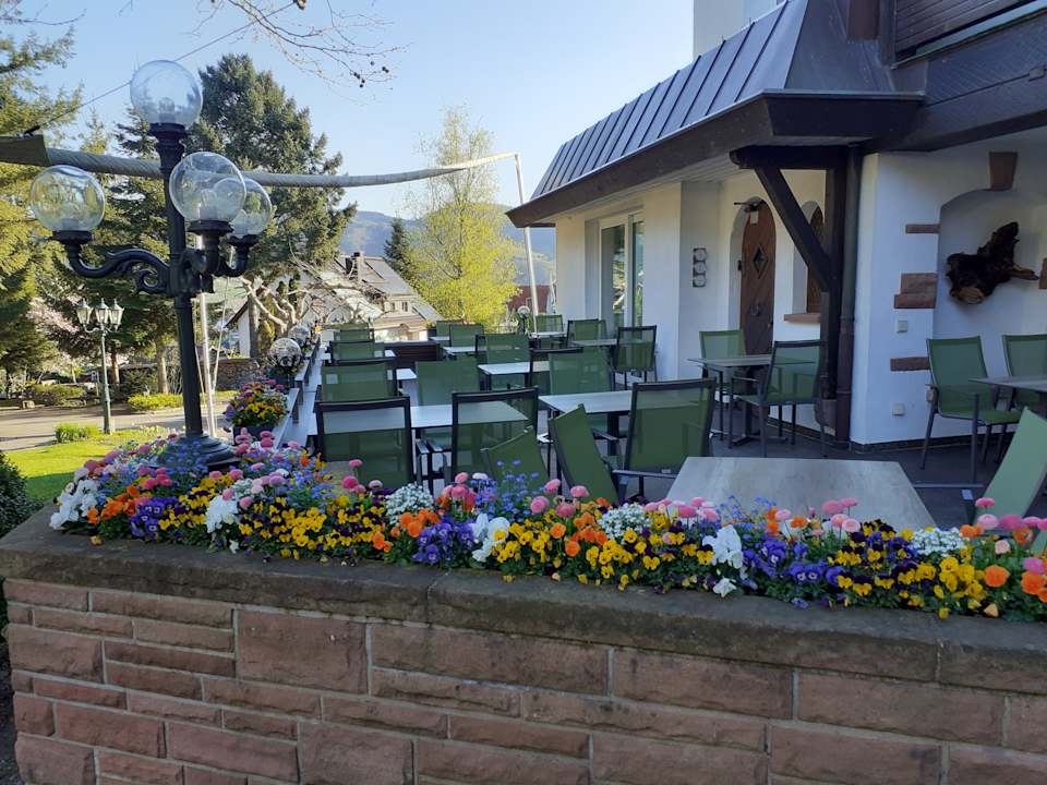 Außenansicht Waldhotel Grüner Baum