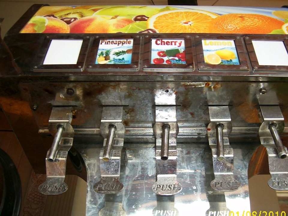 Saftdispenser Poolbar "gesundheitlich bedenklich" Armas Gül Beach