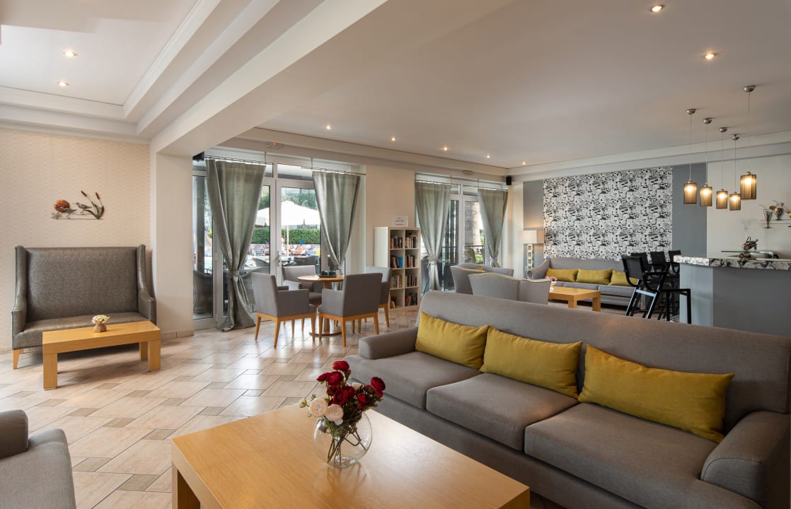 Lobby Hotel Flegra Palace