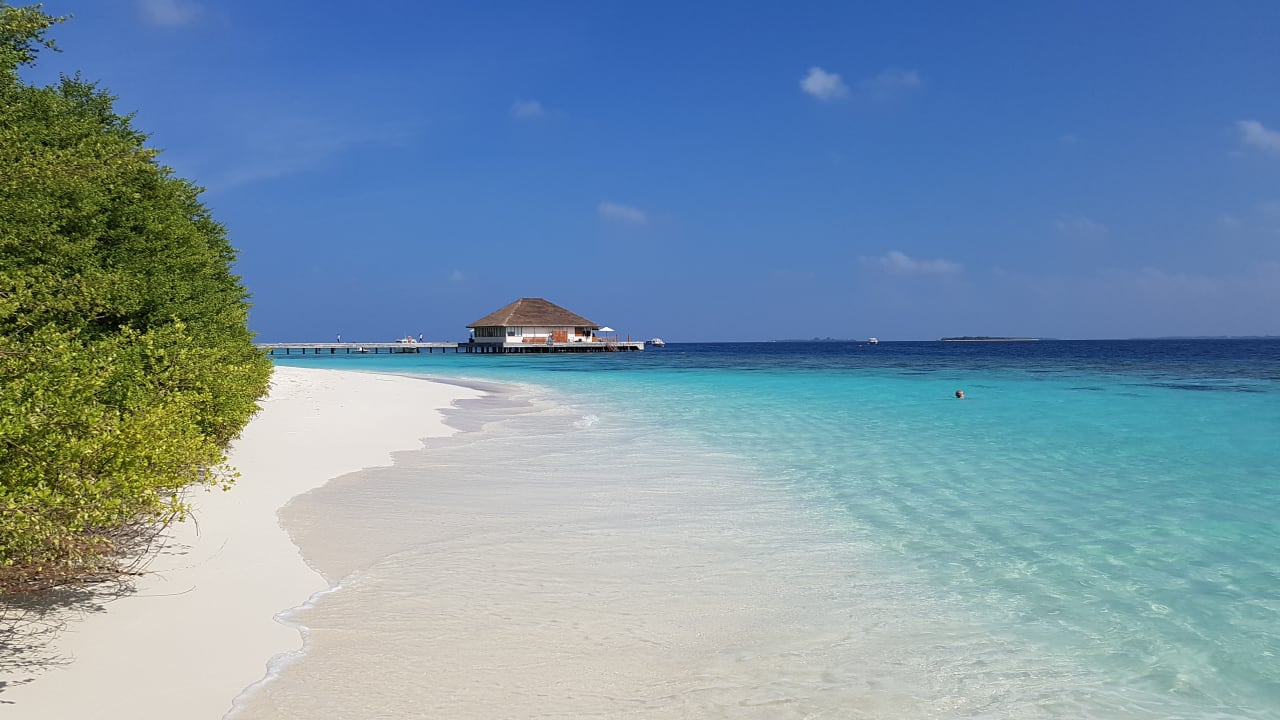 Strand Kudafushi Resort & Spa