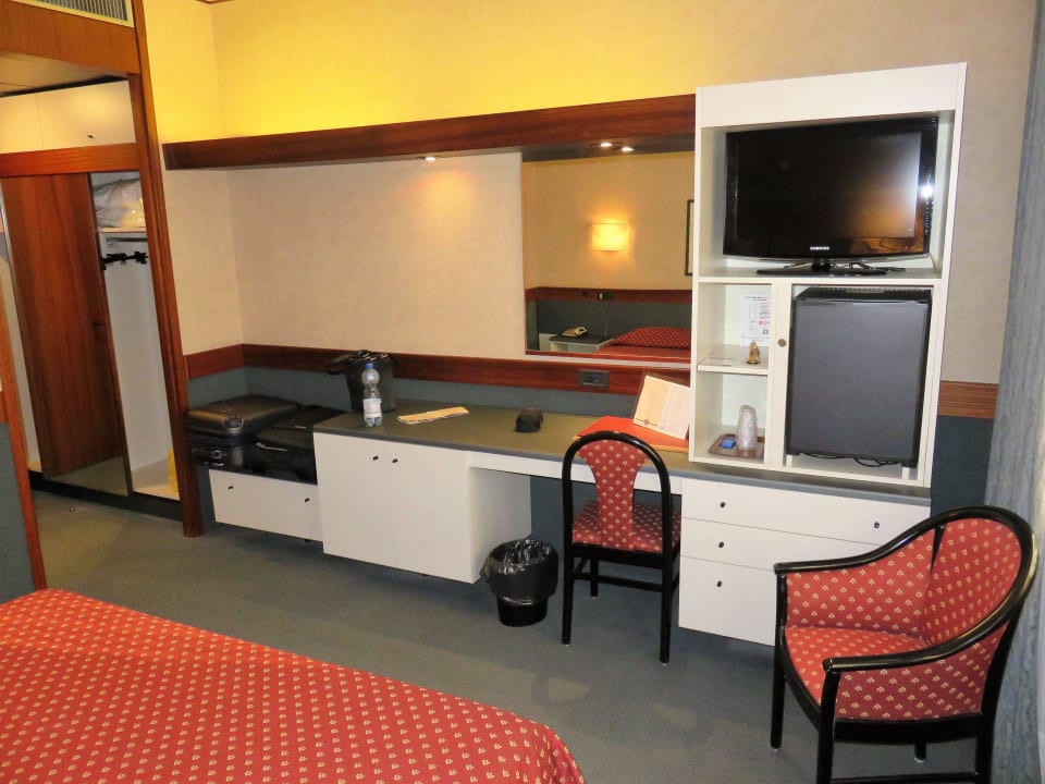 Standard Doppelzimmer #519 Hotel Friuli