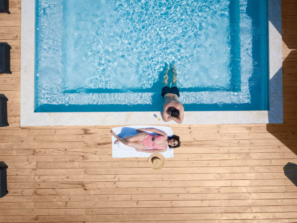 Pool Emotions by Hodelpa Puerto Plata