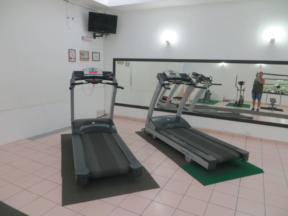 Ein gut ausgestattetes Fitness Studio für alle Adaaran Select Hudhuran Fushi - Premium All Inclusive