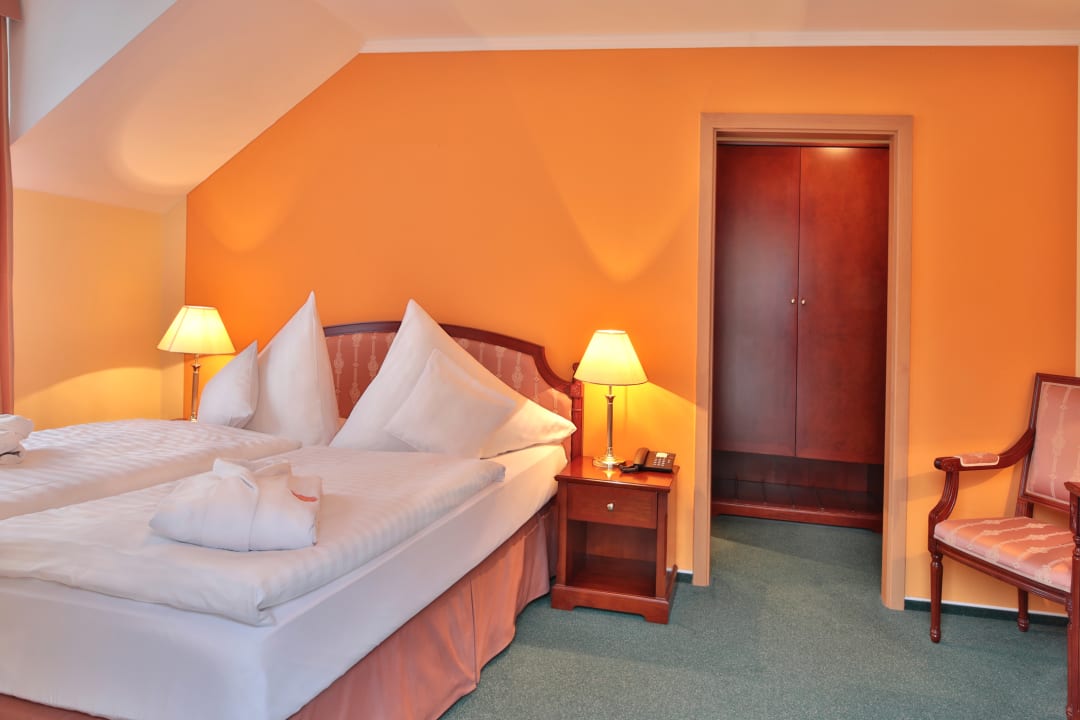 Zimmer Hotel Villa Regent