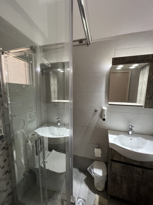 Zimmer Erato Hotel