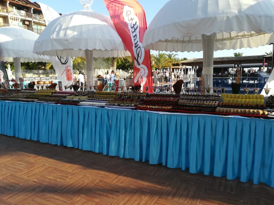 Gastro Quattro Beach Spa & Resort