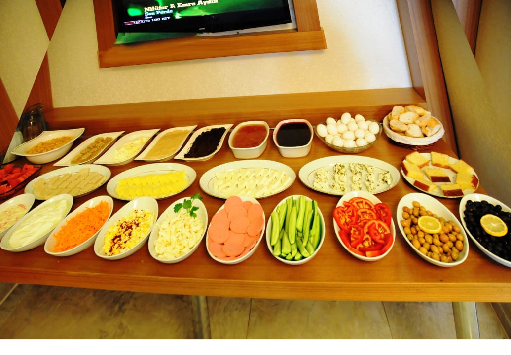 Breakfast Buffet Tamara Residence