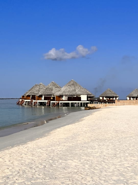 Strand Adaaran Select Meedhupparu Island Resort - Premium All Inclusive