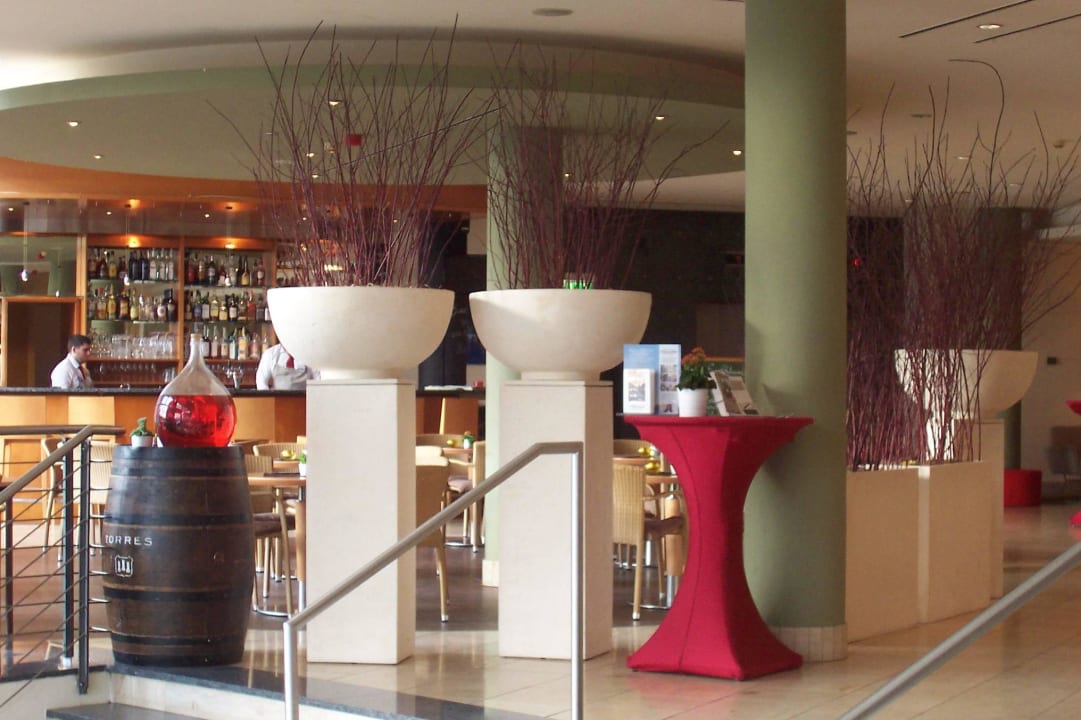 Restaurant- und Barbereich Hotel Baltic Stralsund