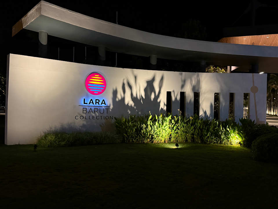 Außenansicht Lara Barut Collection