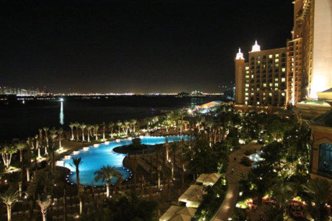 Aussicht by Night Atlantis, The Palm