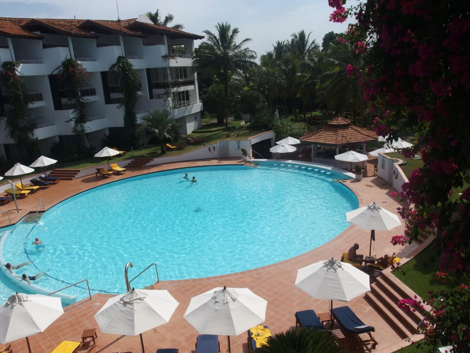 Pool Hotel Lanka Princess Ayurveda