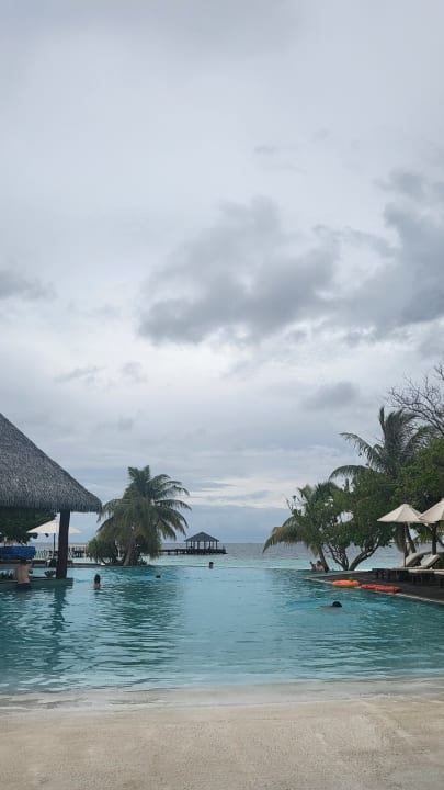 Pool Adaaran Select Meedhupparu Island Resort - Premium All Inclusive