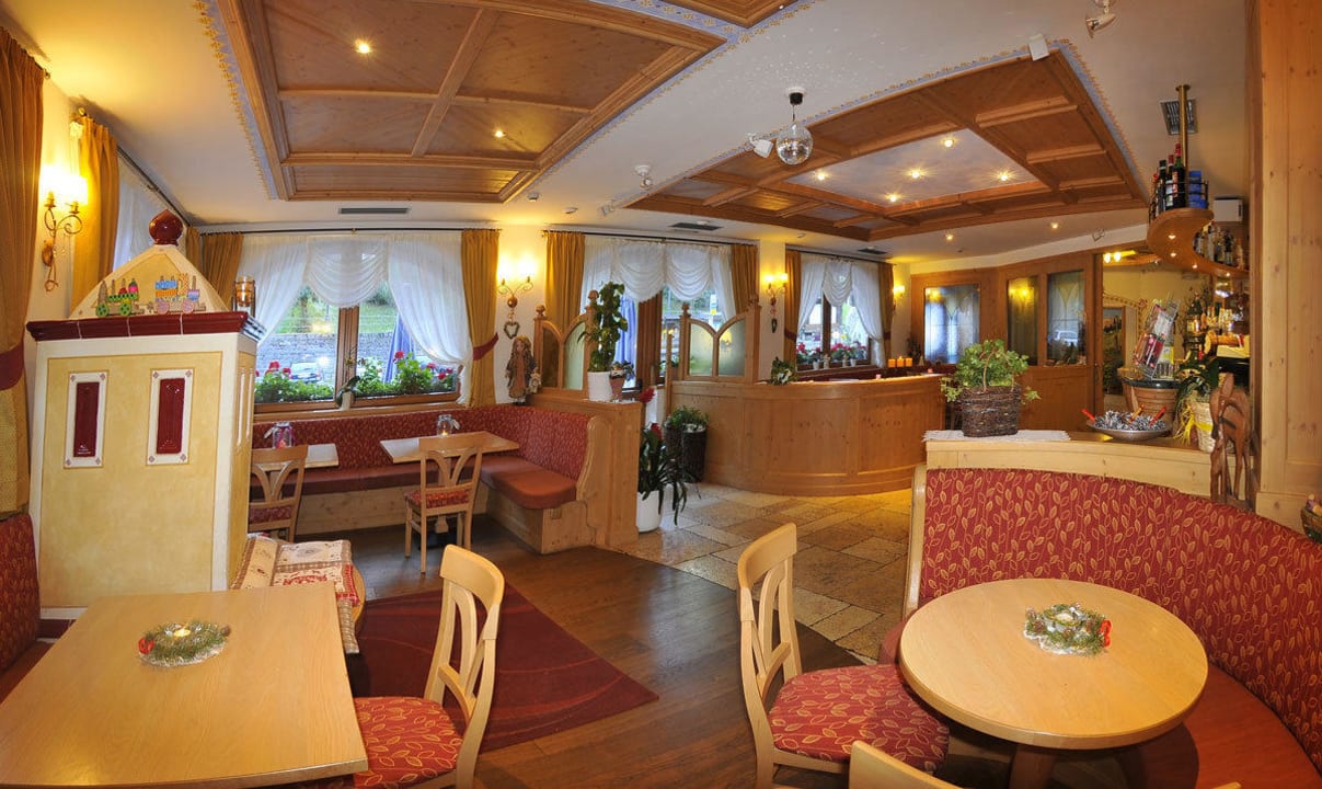 Hotel Alpa Wellness & Beauty Canazei Hotel Alba Wellness & Spa