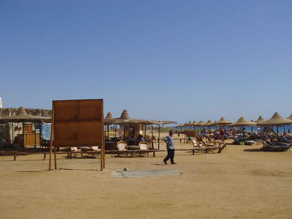 Strand Happy Life Village