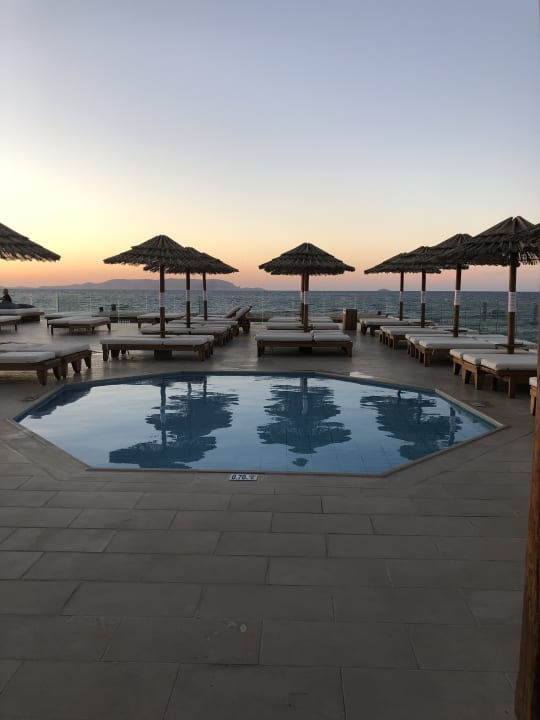 Pool Mitsis Selection Rinela