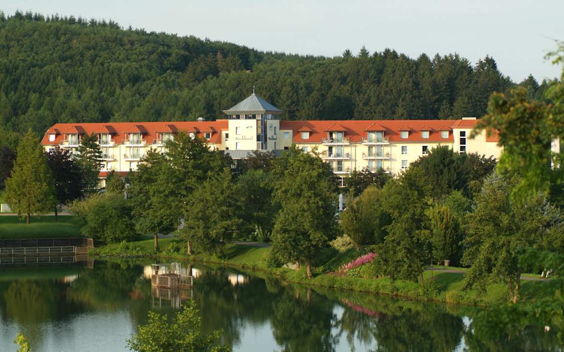 Außenansicht Parkhotel Weiskirchen