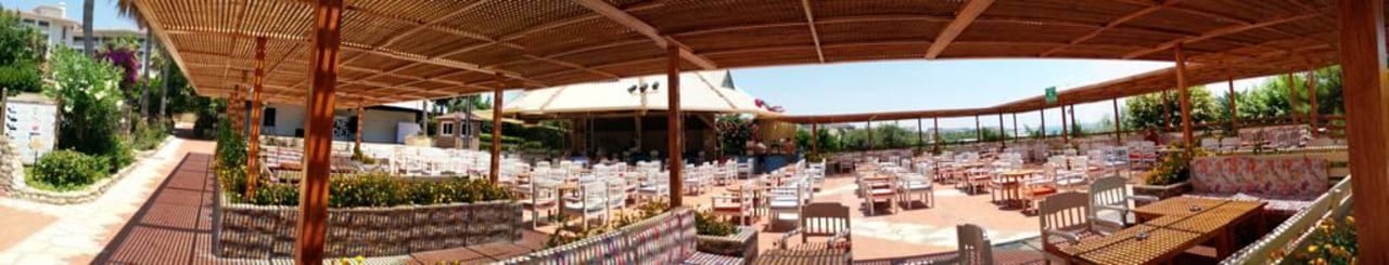 Poolbar Hotel Defne Garden