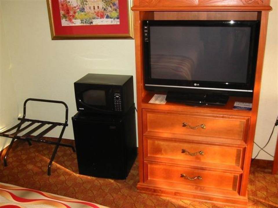 Neu eingerichtete Zimmer Hotel Ramada Inn of Naples