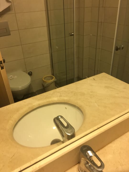 Zimmer Aska Bayview Resort