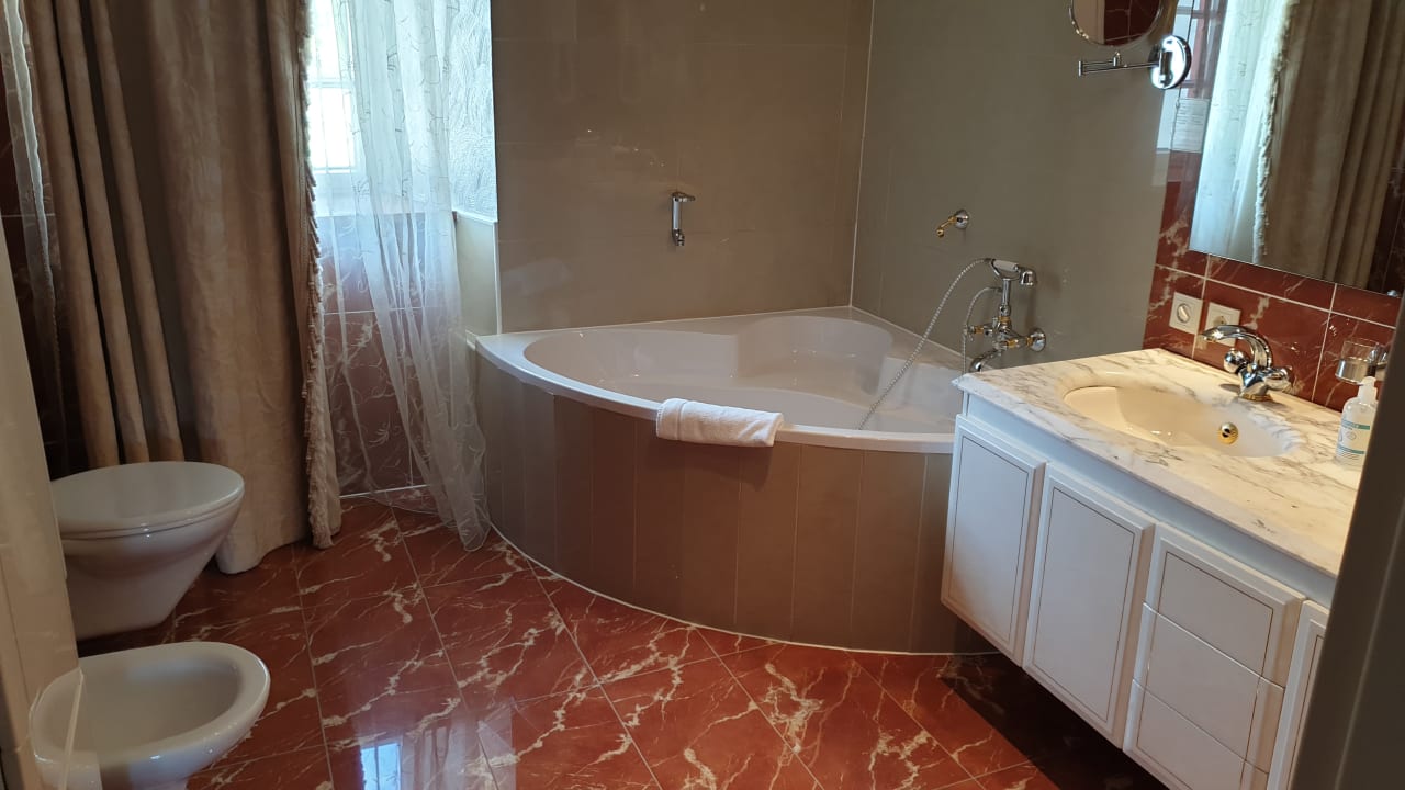 Zimmer Burghaus & Villa Kronenburg