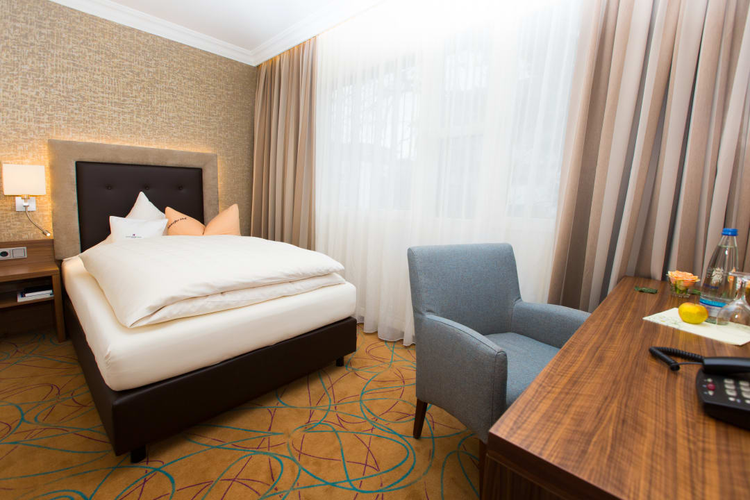 Zimmer AKZENT Hotel Altdorfer Hof