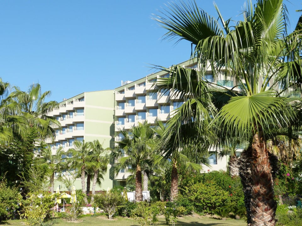 Hauptgebäude VONRESORT Golden Coast