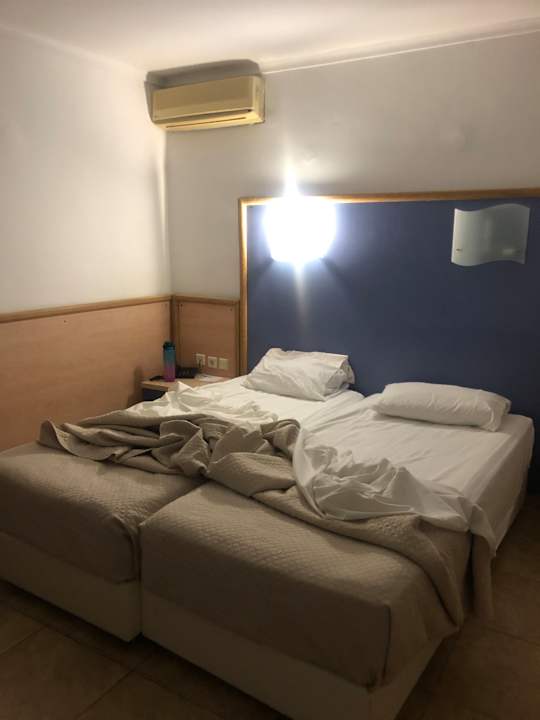 Zimmer Atlantis Hotel