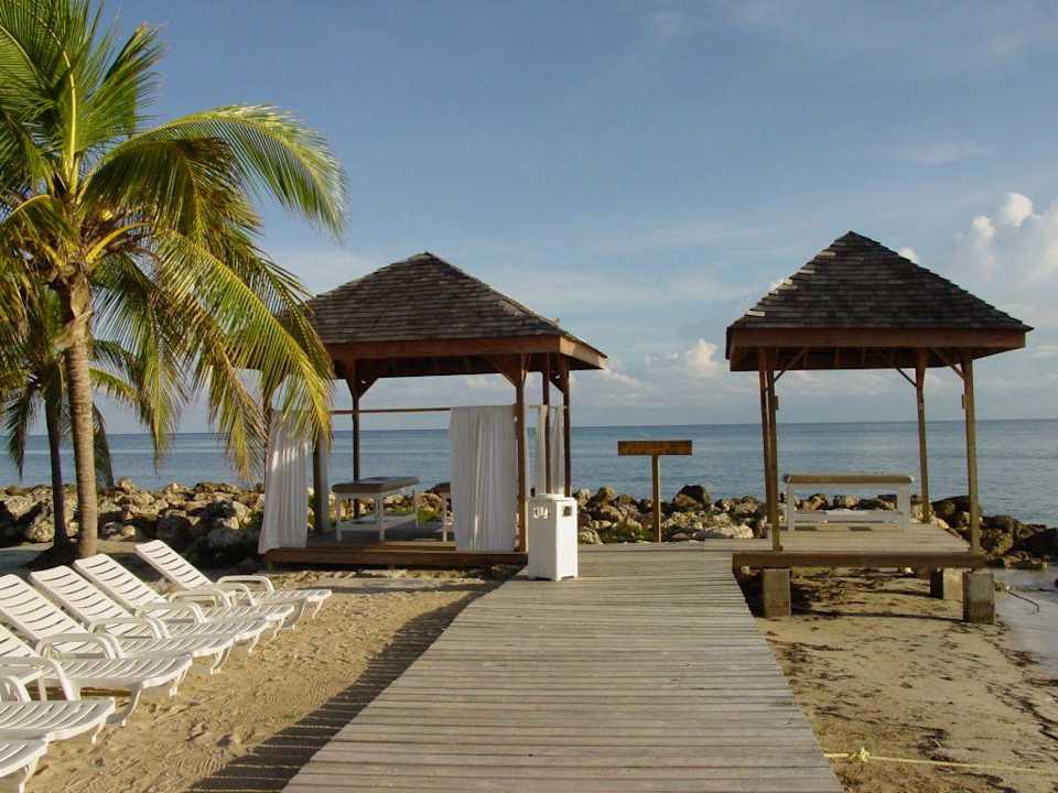 Massagehütte am Strand Grand Muthu Club Caribbean Runaway Bay