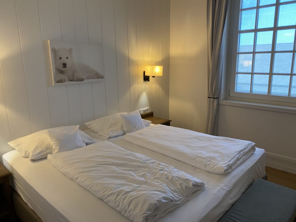 Zimmer Hotel Kronasar - The Museum Hotel