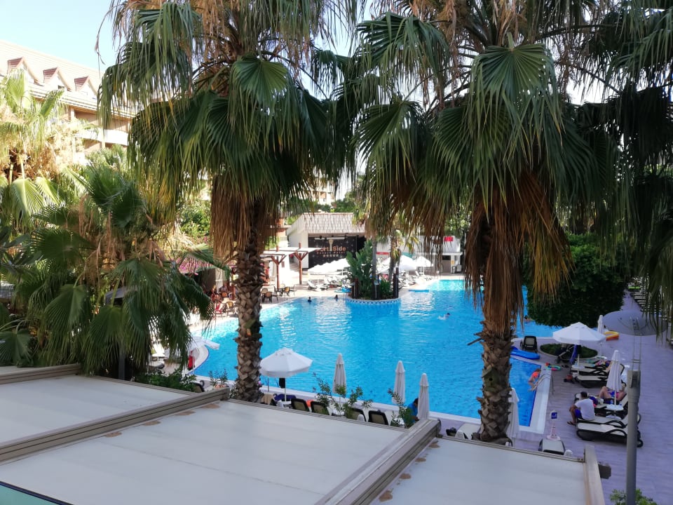 Pool Port Side Resort Hotel