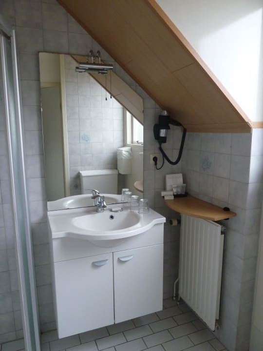 Fön und Pflegeprodukte sind vorhanden Hotel 't Klokje