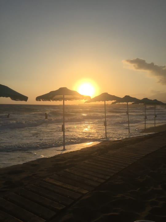 Strand Tylissos Beach Hotel