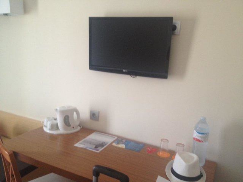 Wasserkocher/Flat-TV Hovima Costa Adeje - For Cool Adults