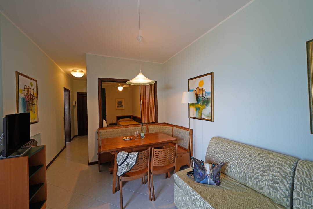 Zimmer Residence Arca