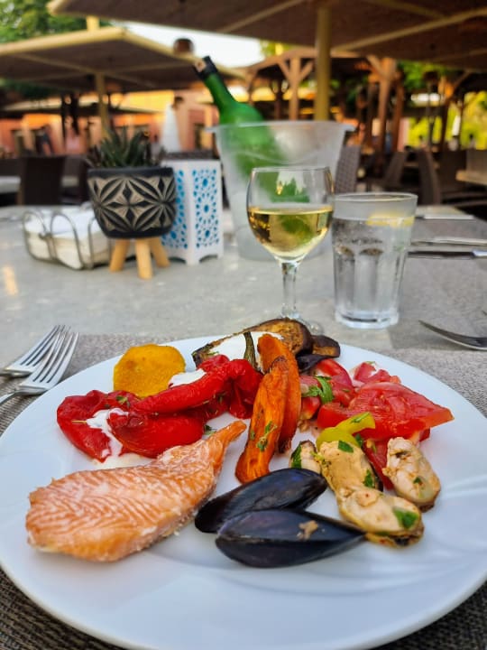 Gastro Blue Waters Club