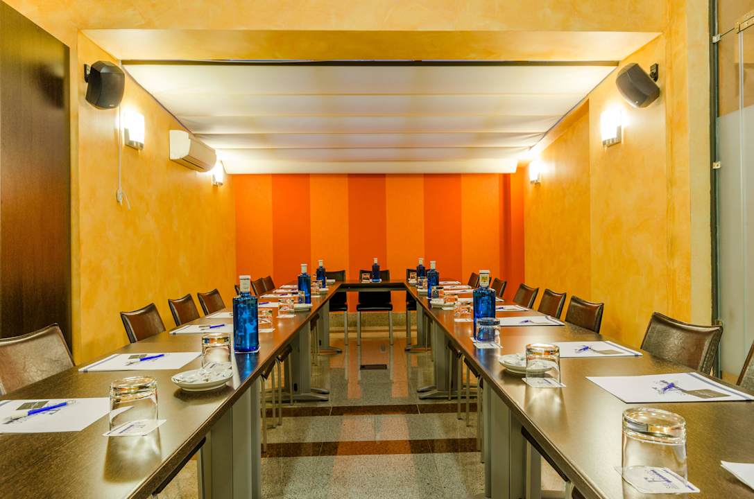 Sala de reuniones Rusticae Hotel Palacio San Facundo