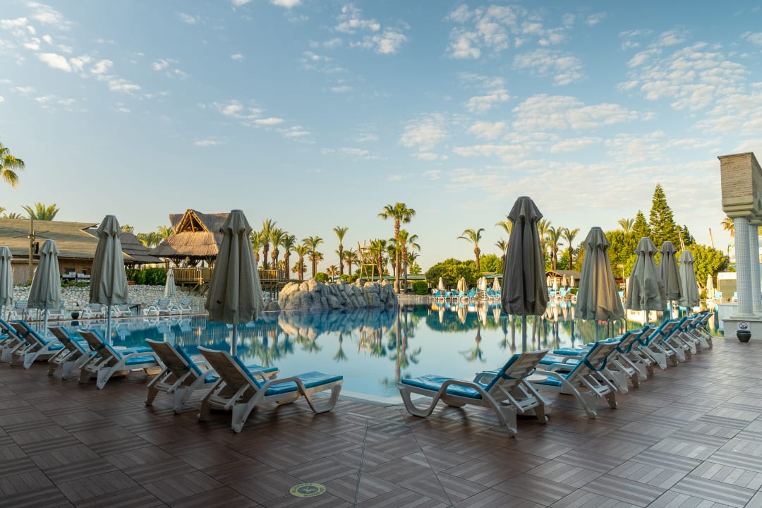 Pool AQI Pegasos World