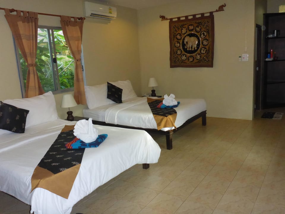 Unser Sea Breeze Bungalow  Hotel Lanta Castaway Resort